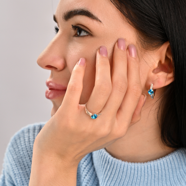 Серебряные серьги со вставками из золота