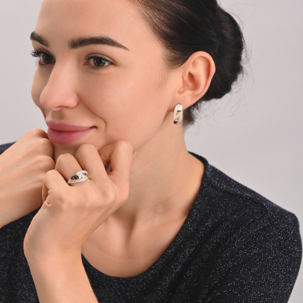 Срібний набір із золотими пластинами