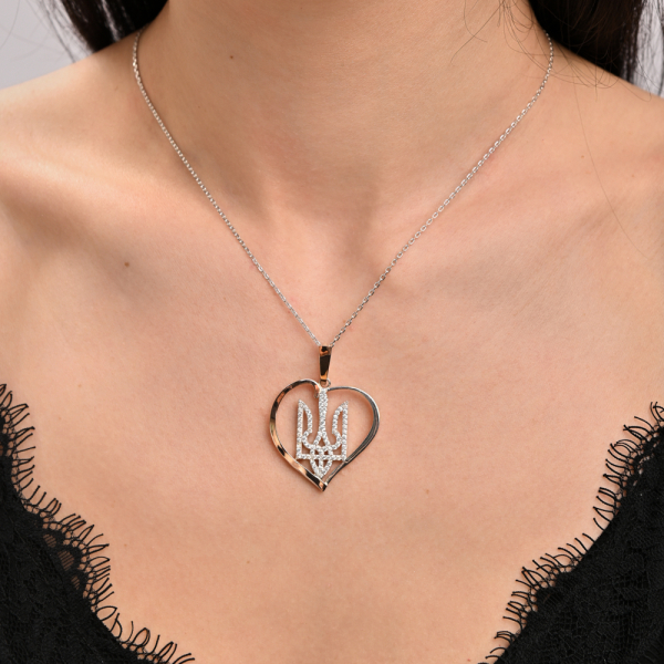 Срібна підвіска "герб в серці" з золотими вставками