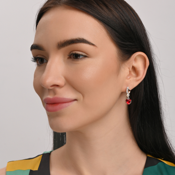 Сережки Сердце в руках