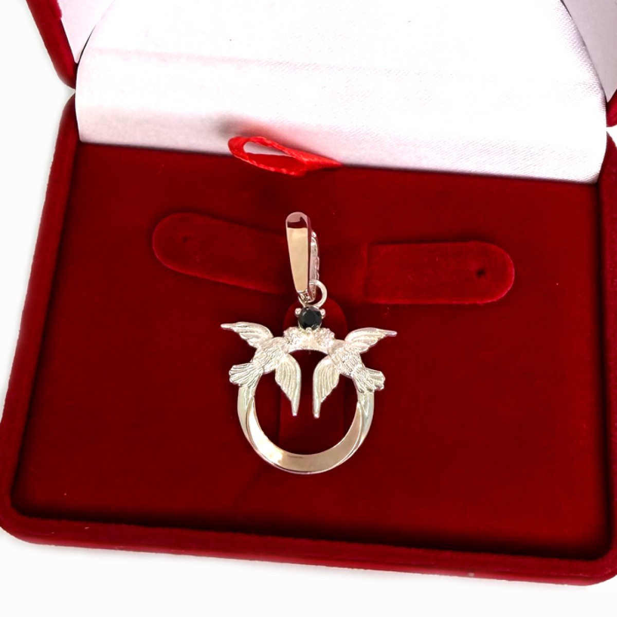 Срібна підвіска з пластинами золота