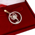 Подвес знак зодиака "Скорпион" из серебра с пластинами золота