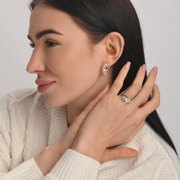 Срібні сережки з жемчугом