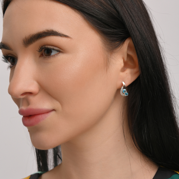 Срібні сережки з серцями