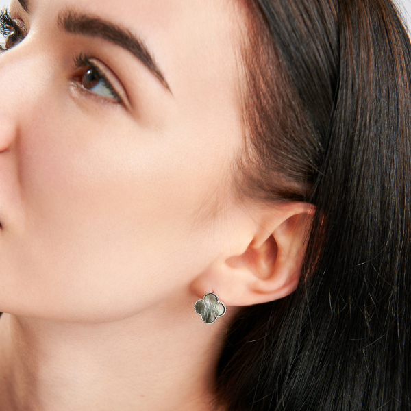 Серебряные серьги с клевером