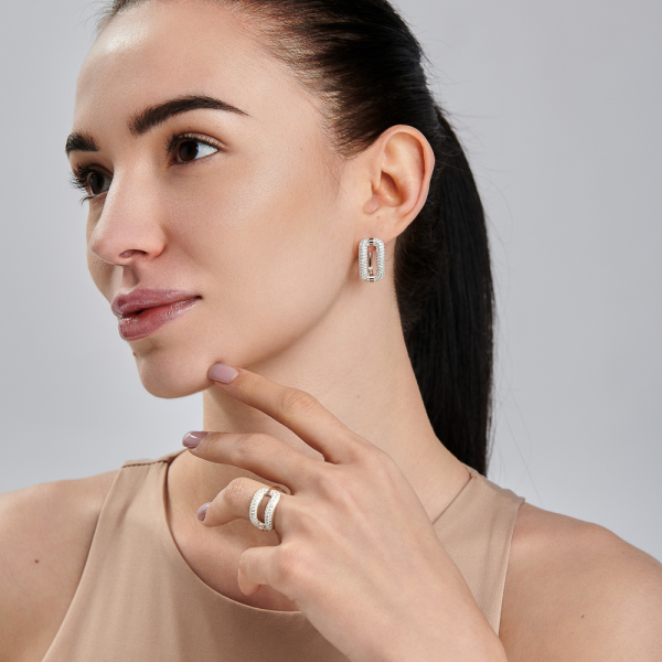 Серебряное кольцо с золотыми вставками