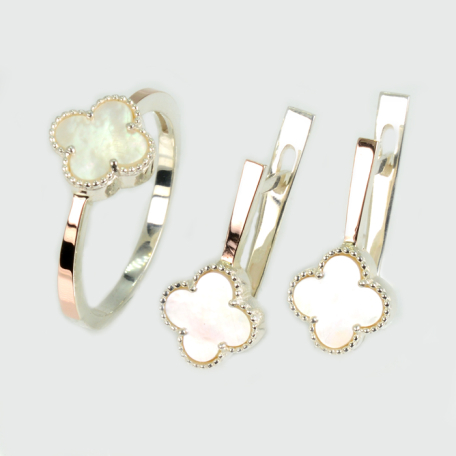 Серебряный набор с клевером и золотими пластинами