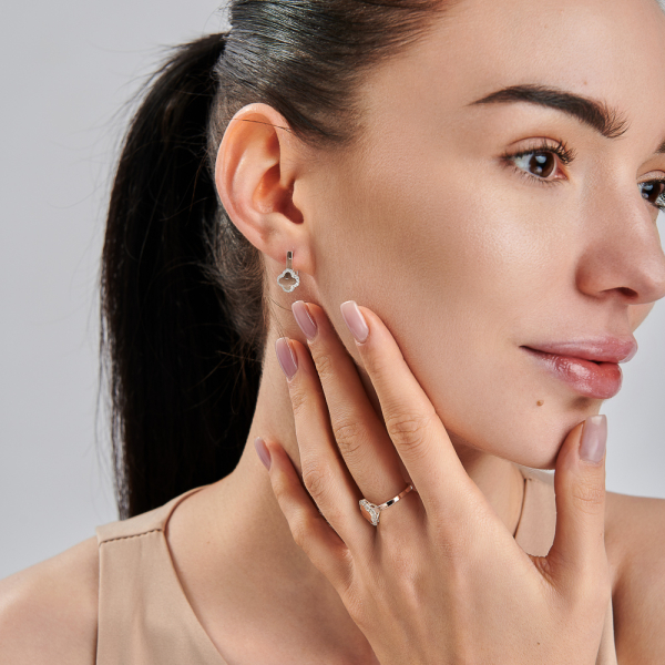 Серебряное кольцо с золотыми вставками