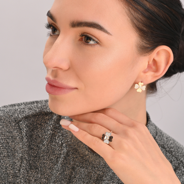 Серебряное кольцо с золотыми вставками