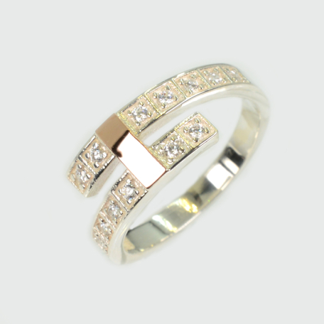 Срібна каблучка з золотими вставками