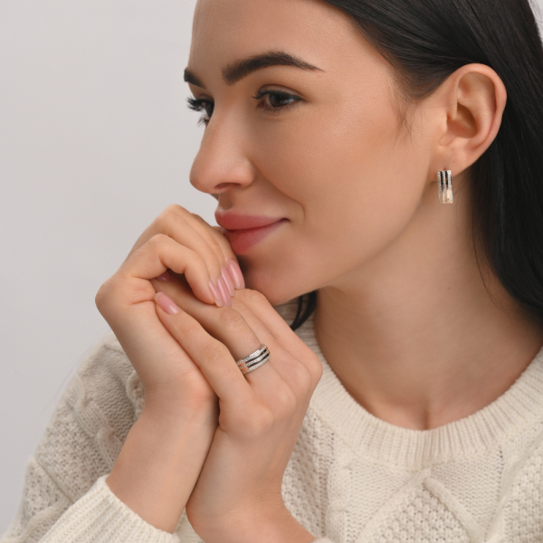 Срібний набір з золотими пластинами