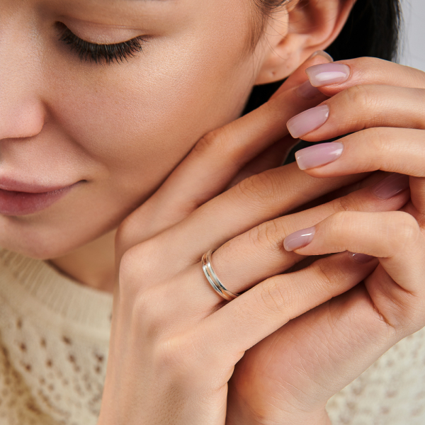 Обручальное кольцо из серебра и золота