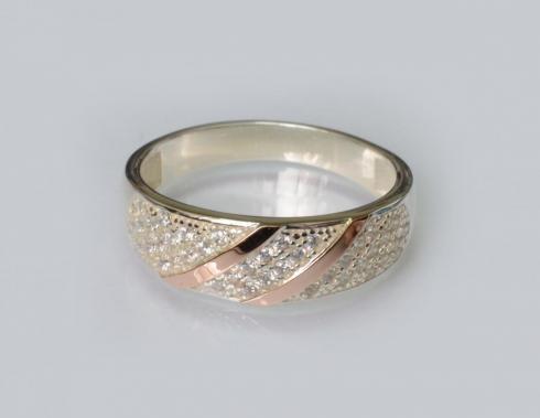 Серебряное кольцо с золотыми вставками